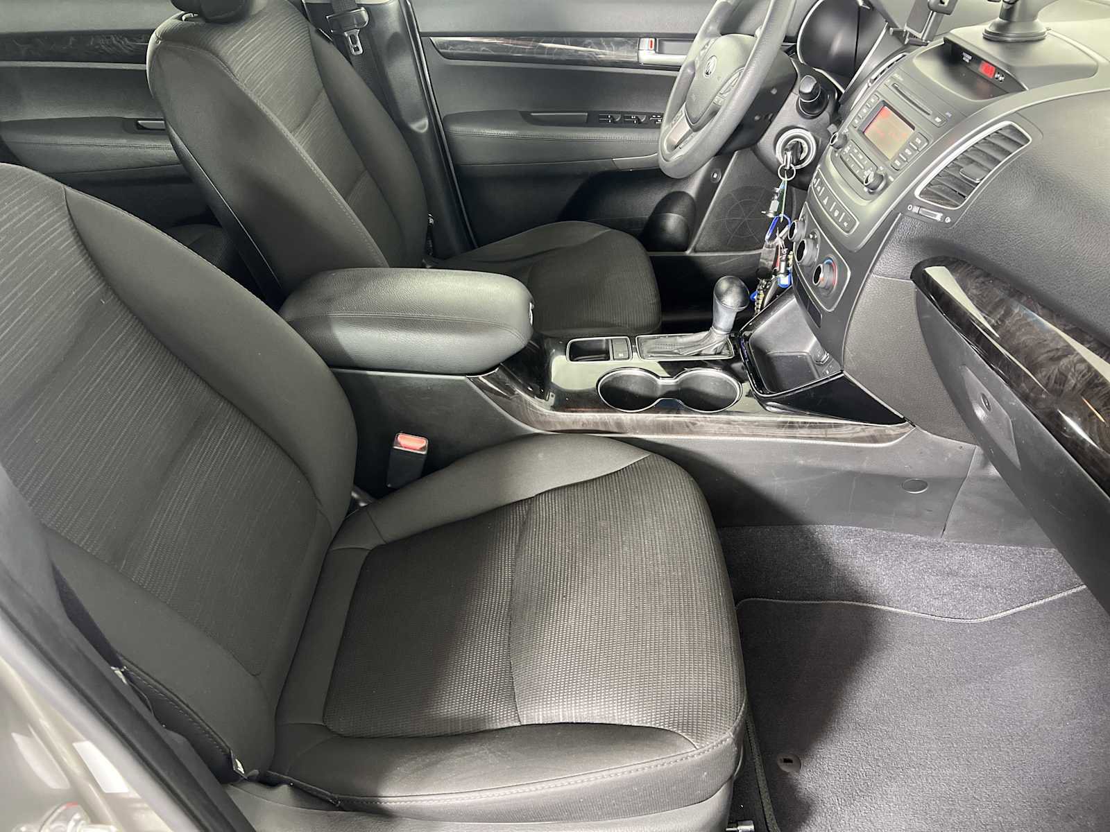 Used 2014 Kia Sorento LX image 20