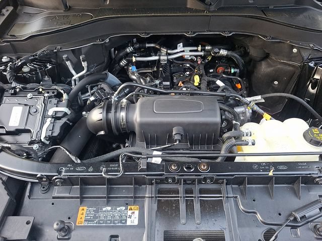 Used 2023 Ford Explorer XLT w/ Equipment Group 202A AWD/4WD image 28