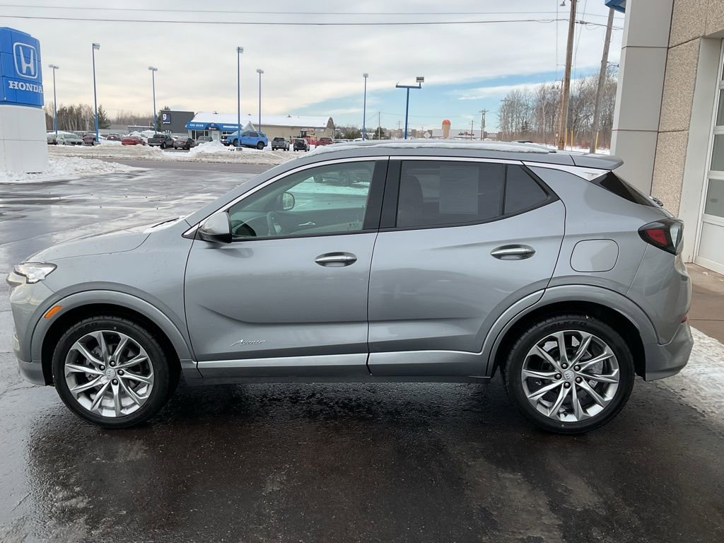Used 2024 Buick Encore GX Avenir w/ Avenir Convenience Package image 8