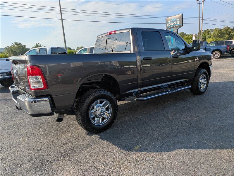 Used 2024 RAM 2500 Tradesman w/ Chrome Appearance Group image 8