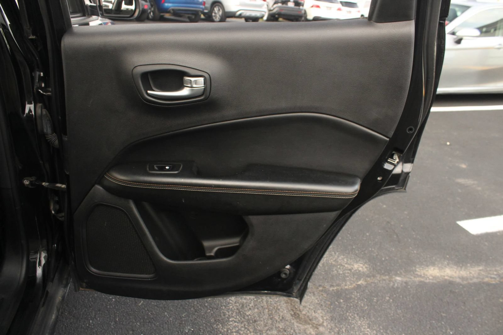 Used 2018 Jeep Compass Sport AWD/4WD image 23