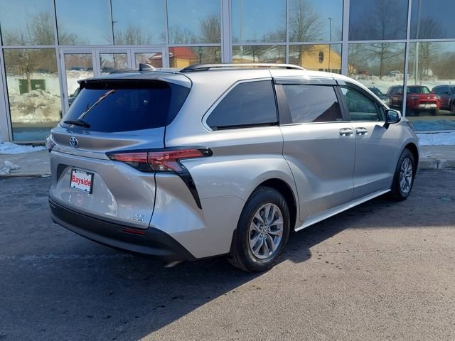 Certified 2022 Toyota Sienna LE image 26