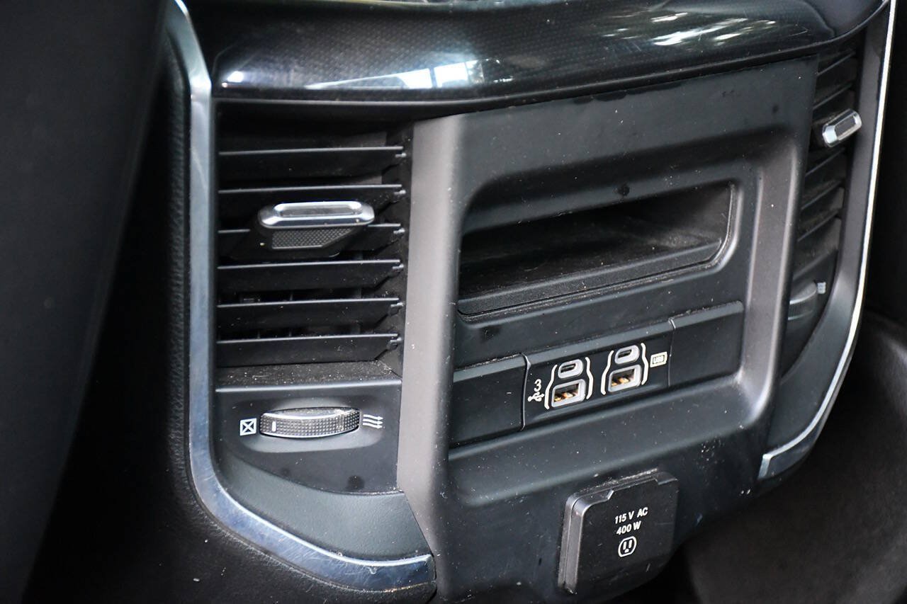 Used 2020 RAM 1500 Laramie w/ Sport Appearance Package AWD/4WD image 18