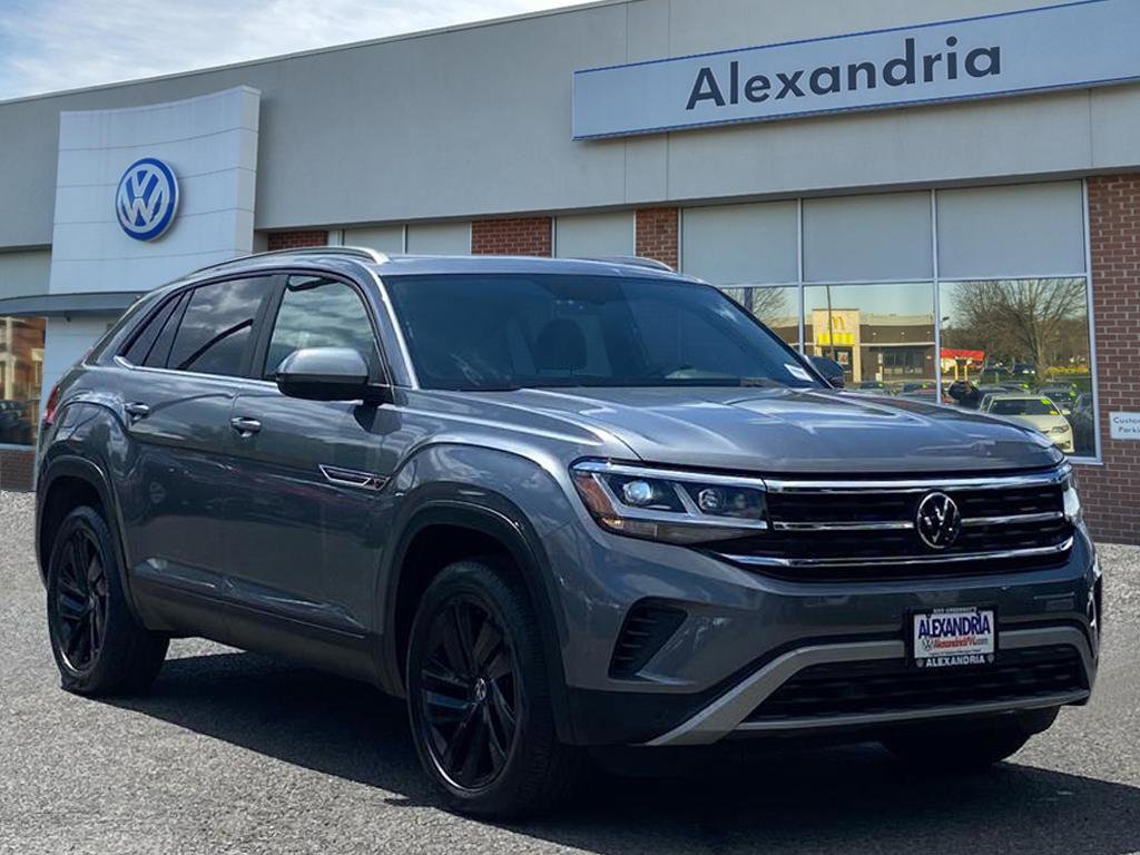 Certified 2023 Volkswagen Atlas Cross Sport SE w/ Panoramic Sunroof Package AWD/4WD image 1