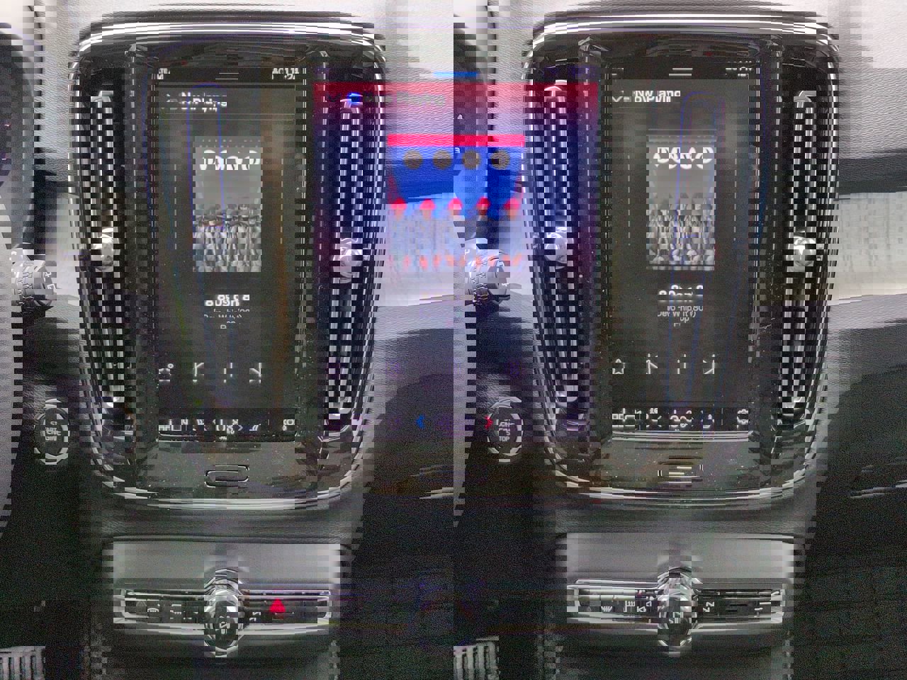 New 2025 Volvo XC40 B5 Core w/ Protection Package Premier image 17