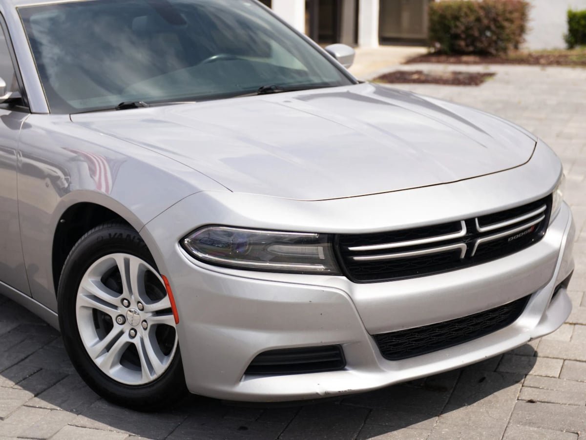 Used 2016 Dodge Charger SE w/ Popular Equipment Group RWD image 3