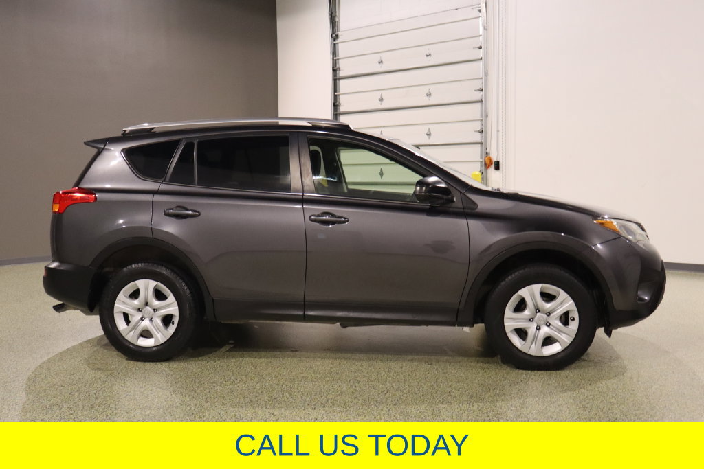 Used 2014 Toyota RAV4 LE FWD image 11