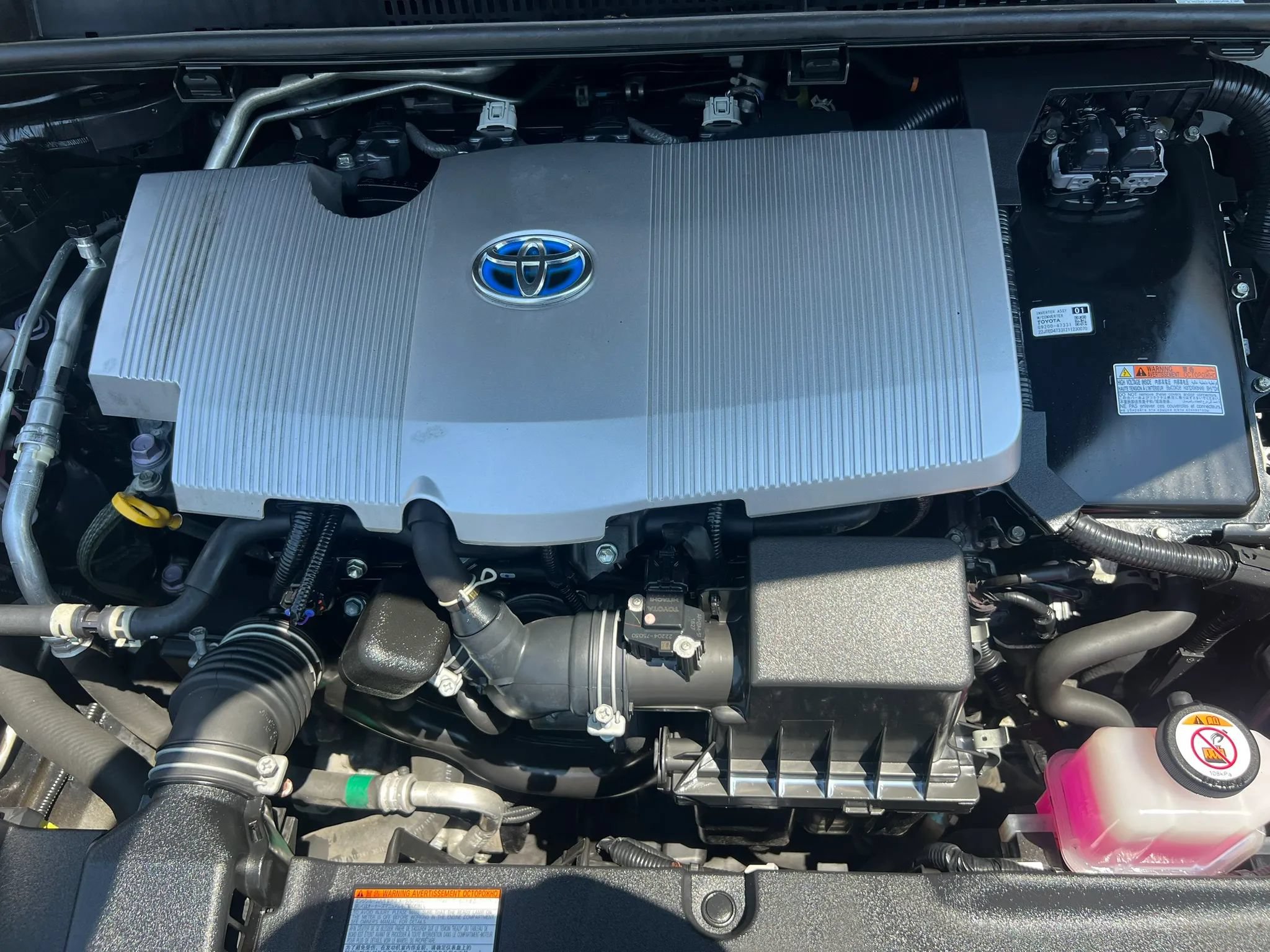 Used 2022 Toyota Prius XLE FWD image 30