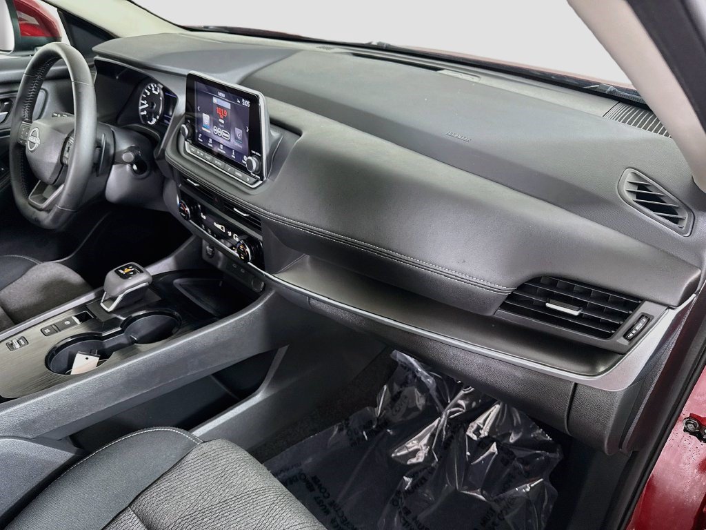 Used 2026 Nissan Rogue SV FWD image 29