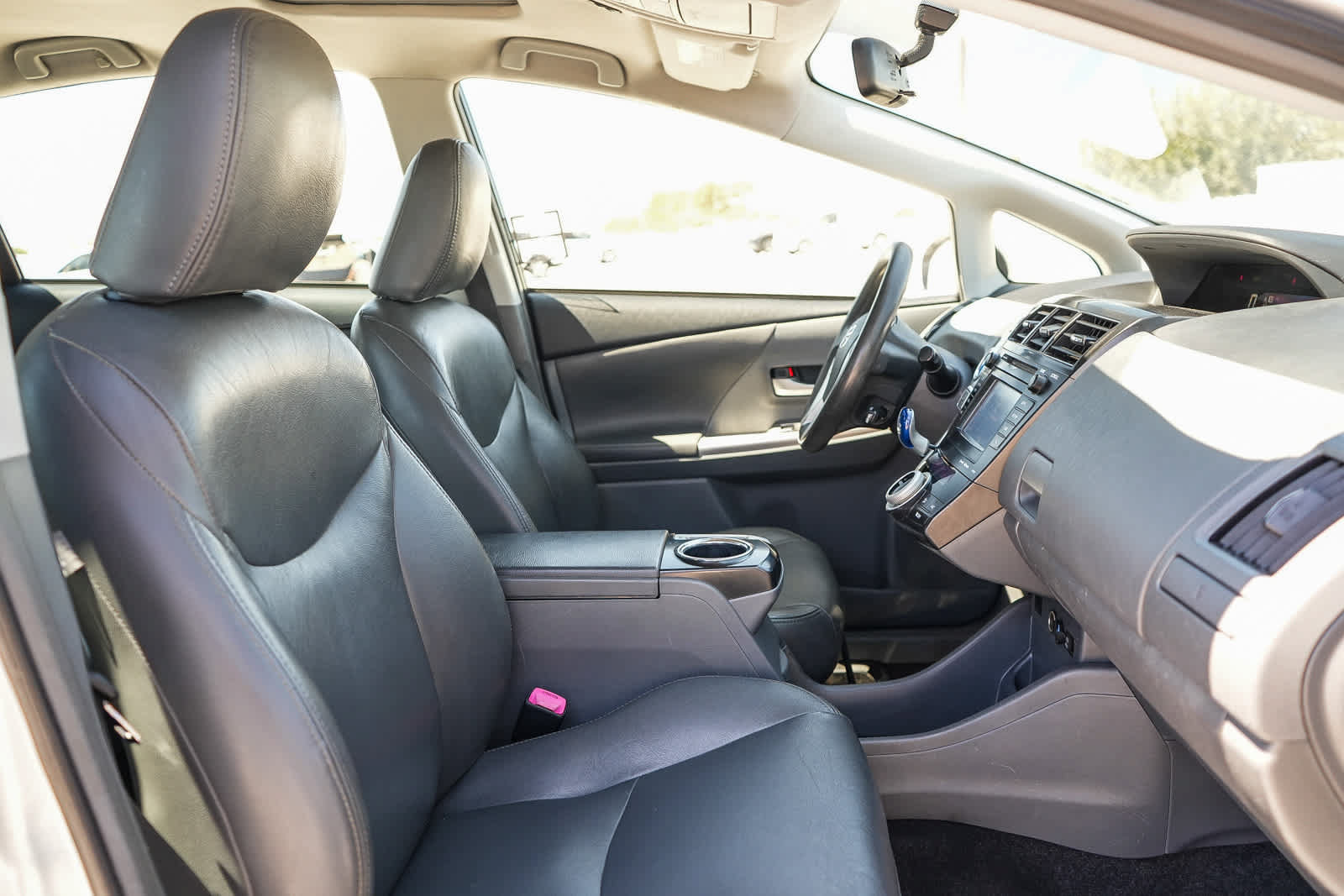 Used 2013 Toyota Prius V Three FWD image 17