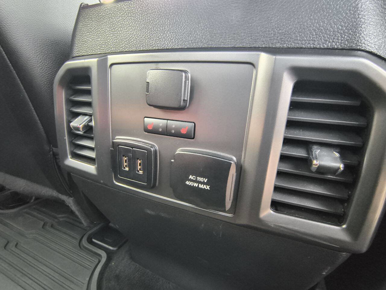 Used 2017 Ford F150 Lariat w/ Equipment Group 502A Luxury image 27