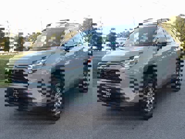 Used 2022 Toyota RAV4 XLE