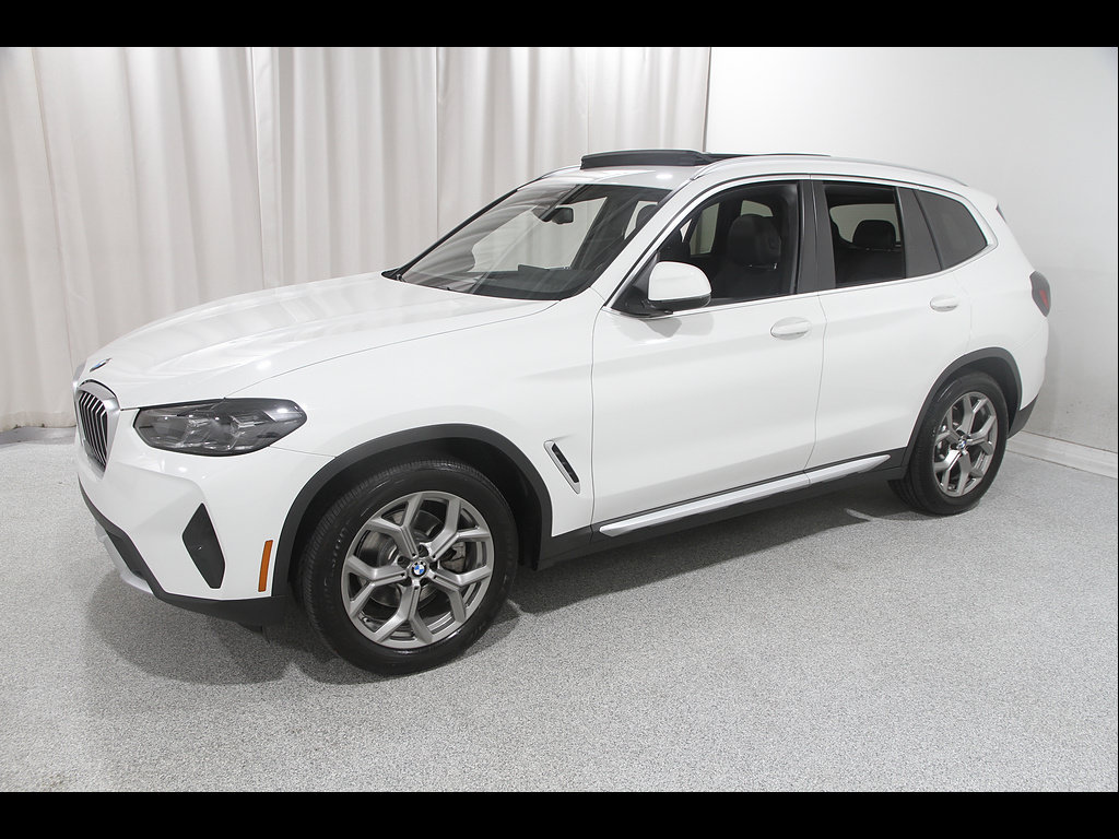 Used 2022 BMW X3 xDrive30i w/ Premium Package 2 AWD/4WD image 3