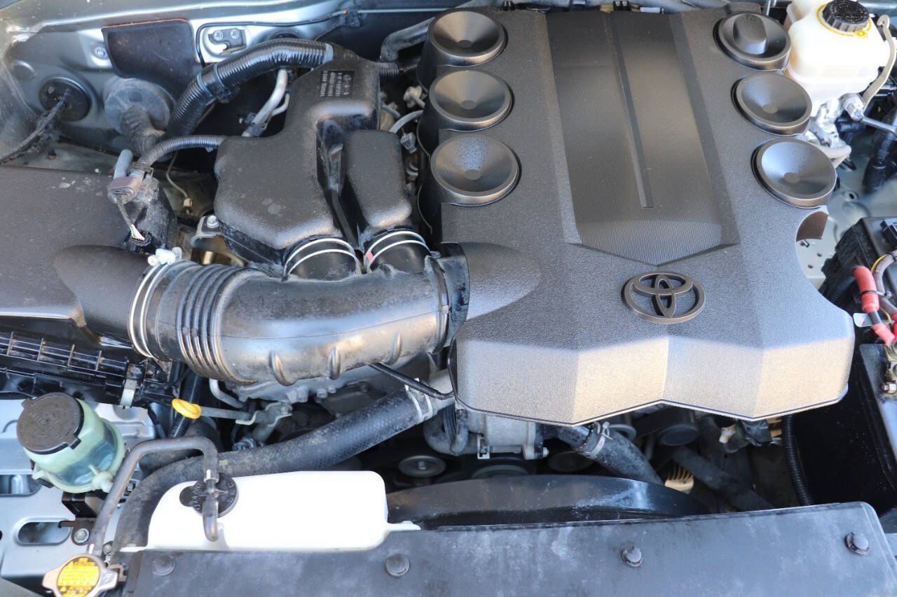 Used 2010 Toyota FJ Cruiser 4WD image 12