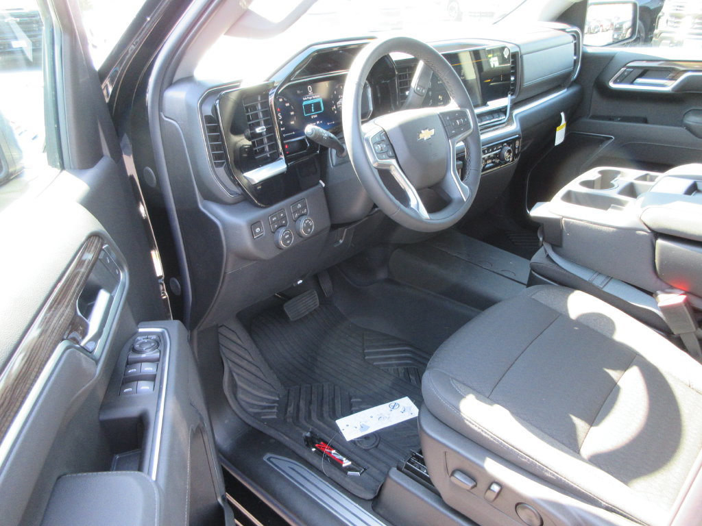 New 2026 Chevrolet Silverado 1500 LT w/ Z71 Off-Road Package AWD/4WD image 14