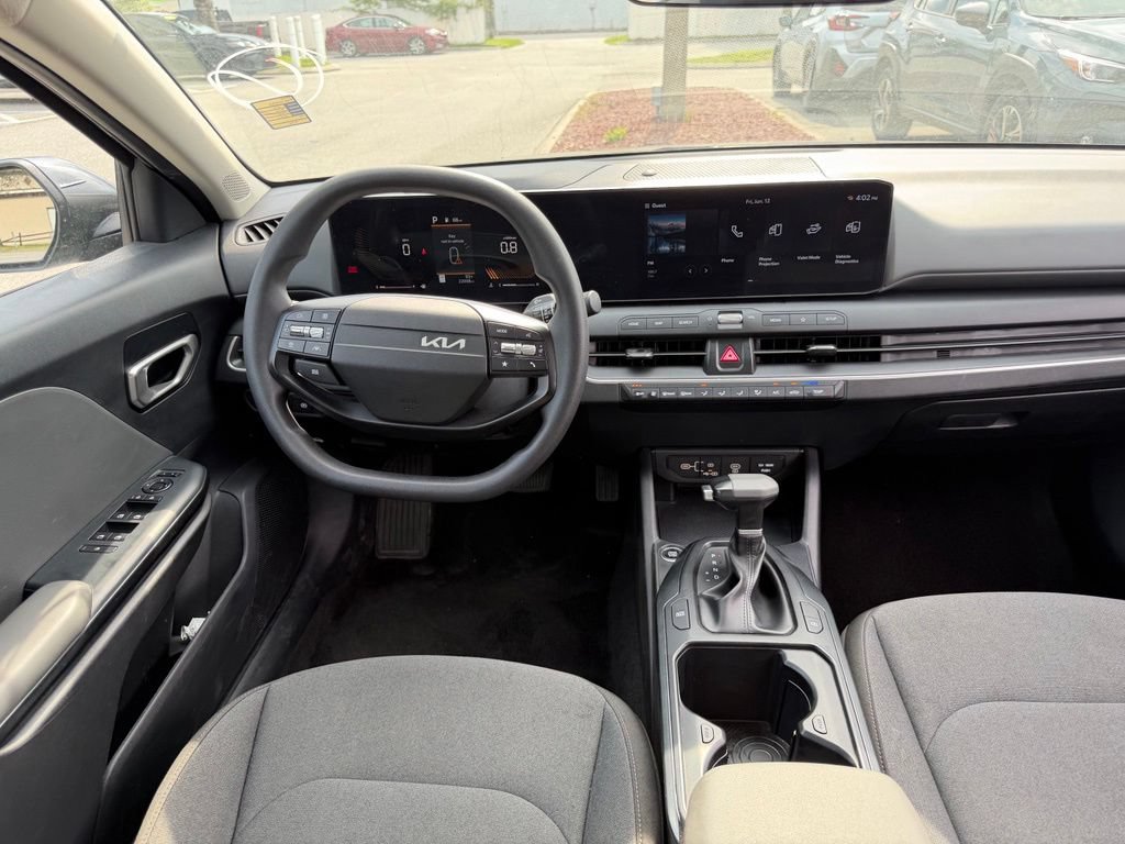 Used 2025 Kia K4 FWD image 18