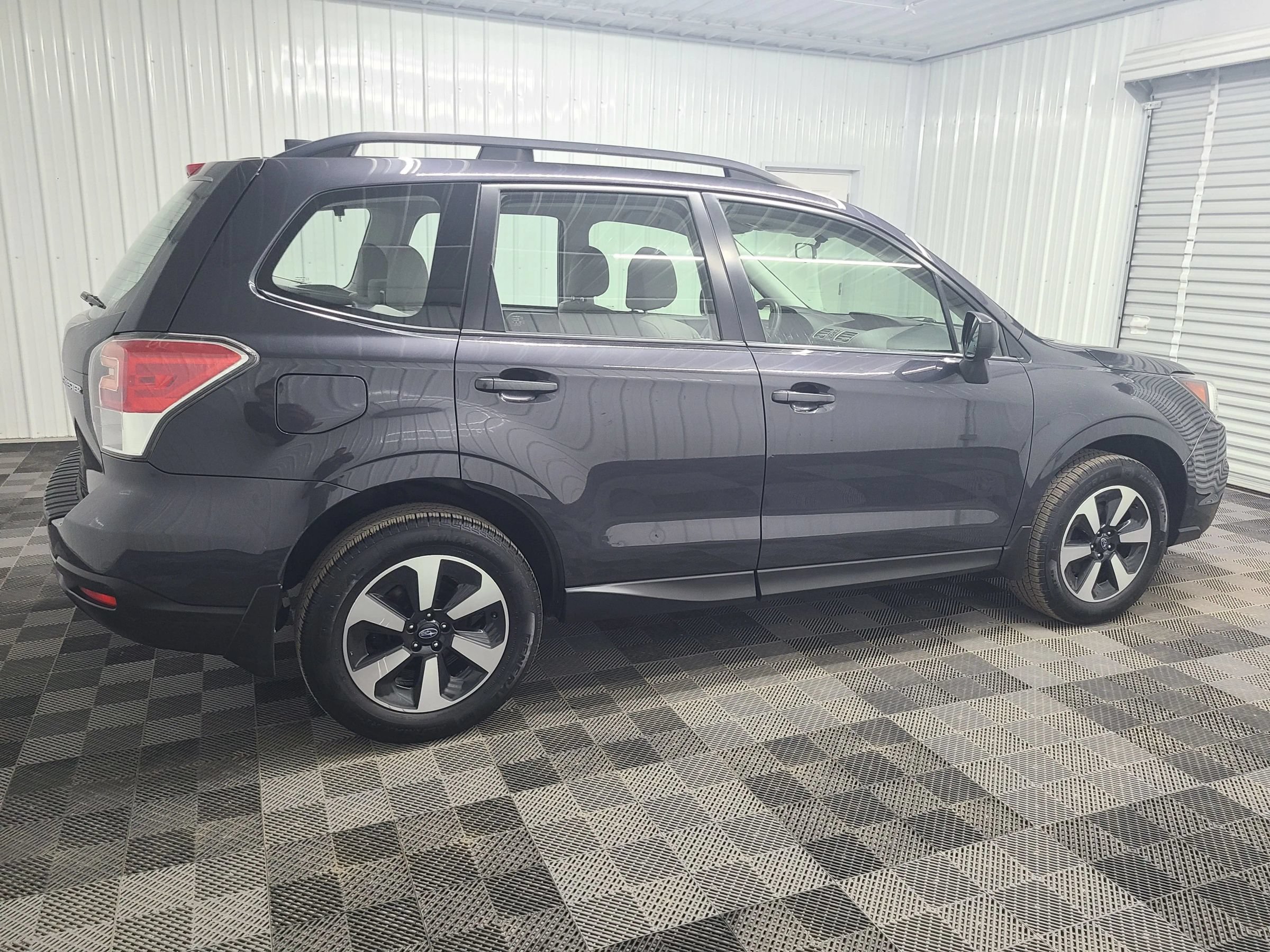 Used 2018 Subaru Forester 2.5i w/ Alloy Wheel Package AWD/4WD image 12