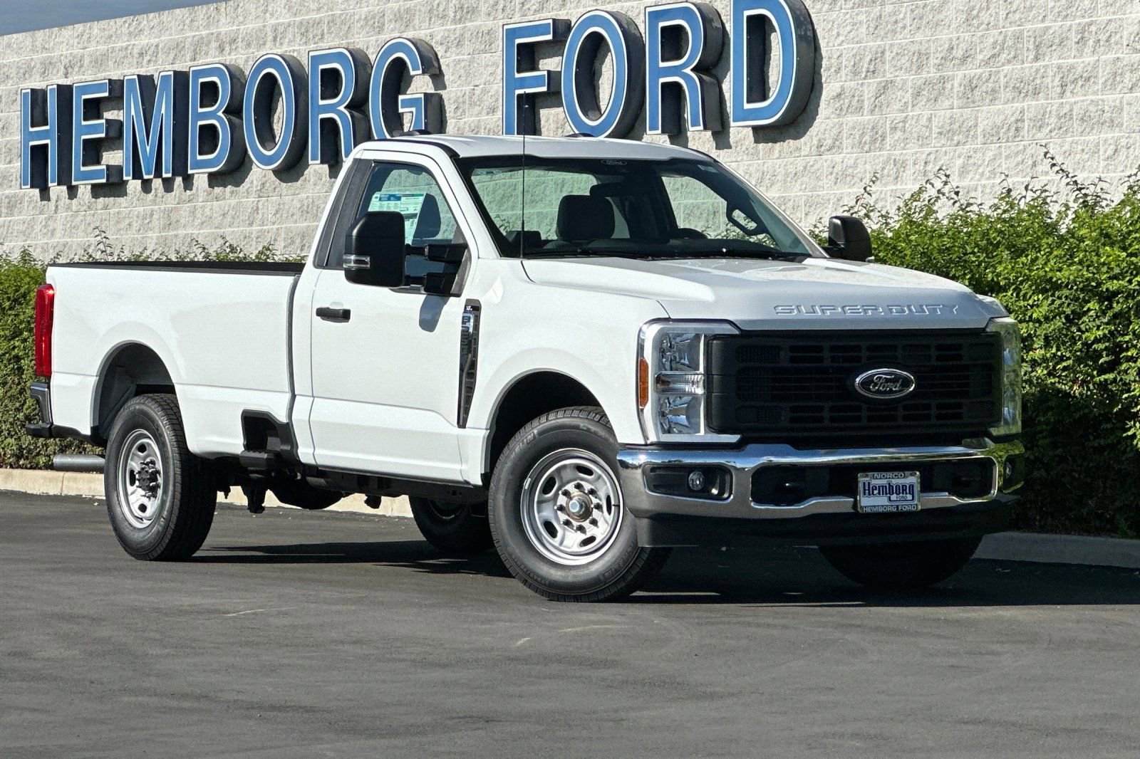 New 2026 Ford F250 XL w/ XL Chrome Package video 2