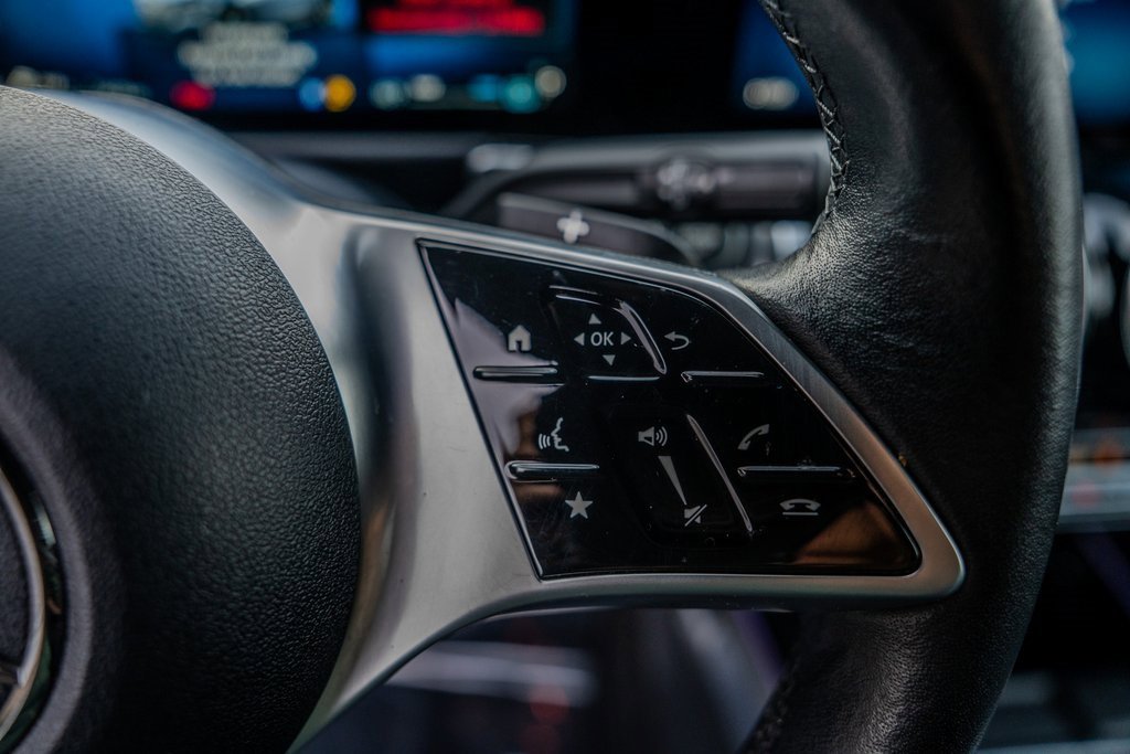 Used 2024 Mercedes-Benz GLB 250 4MATIC image 7