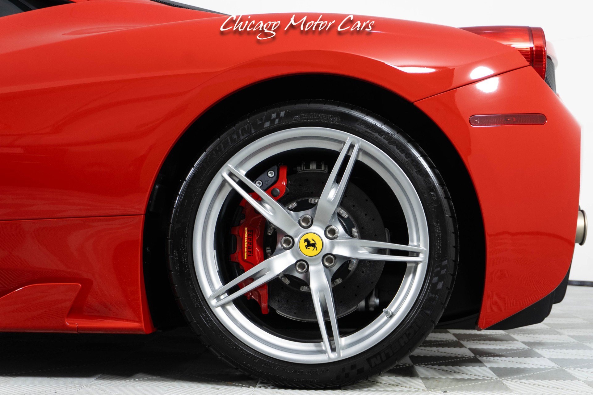 Used 2015 Ferrari 458 Speciale Coupe RWD image 5