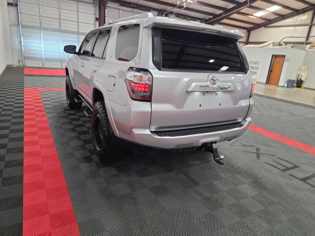 Used 2017 Toyota 4Runner SR5 image 28