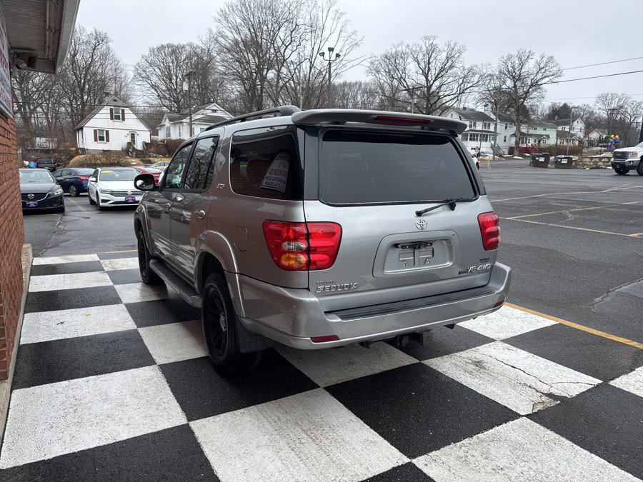 Used 2004 Toyota Sequoia SR5 AWD/4WD image 4