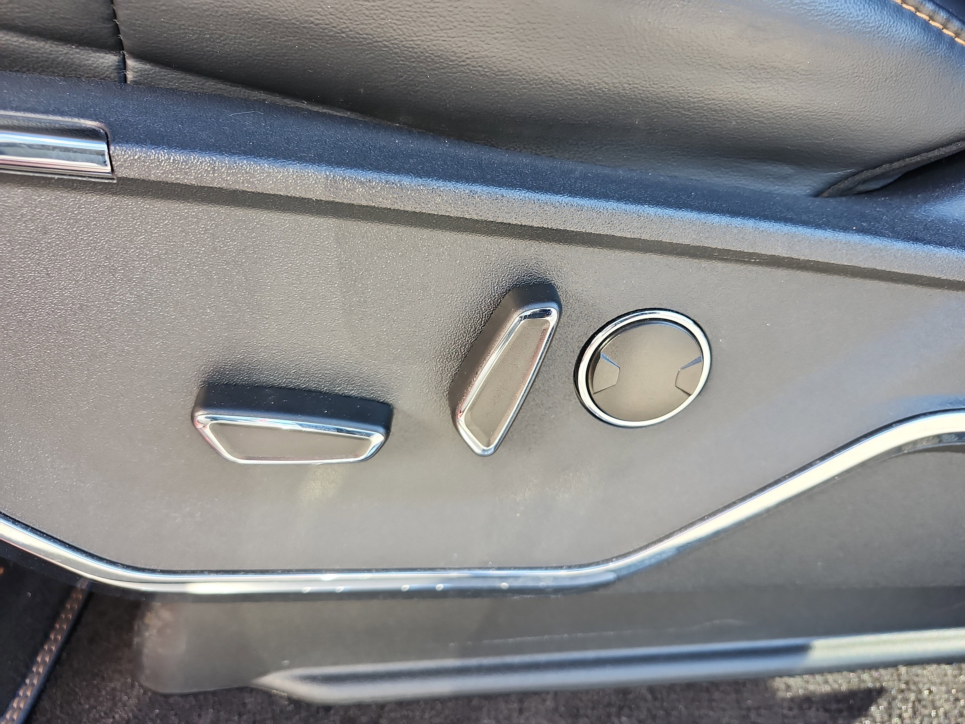 Certified 2023 Ford F150 Platinum w/ Equipment Group 701A High image 16