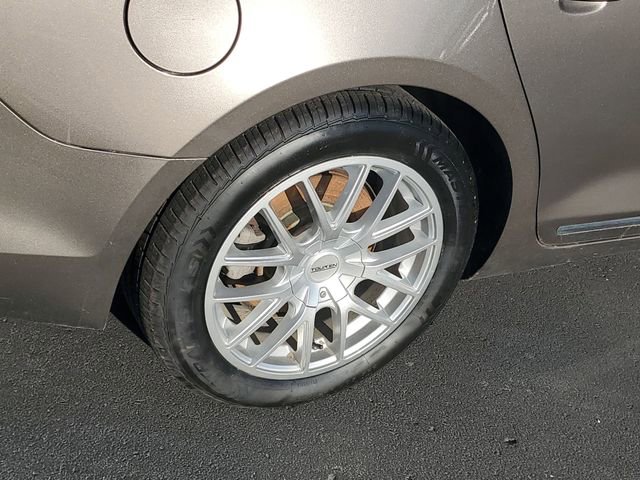 Used 2011 Buick LaCrosse CXS image 5