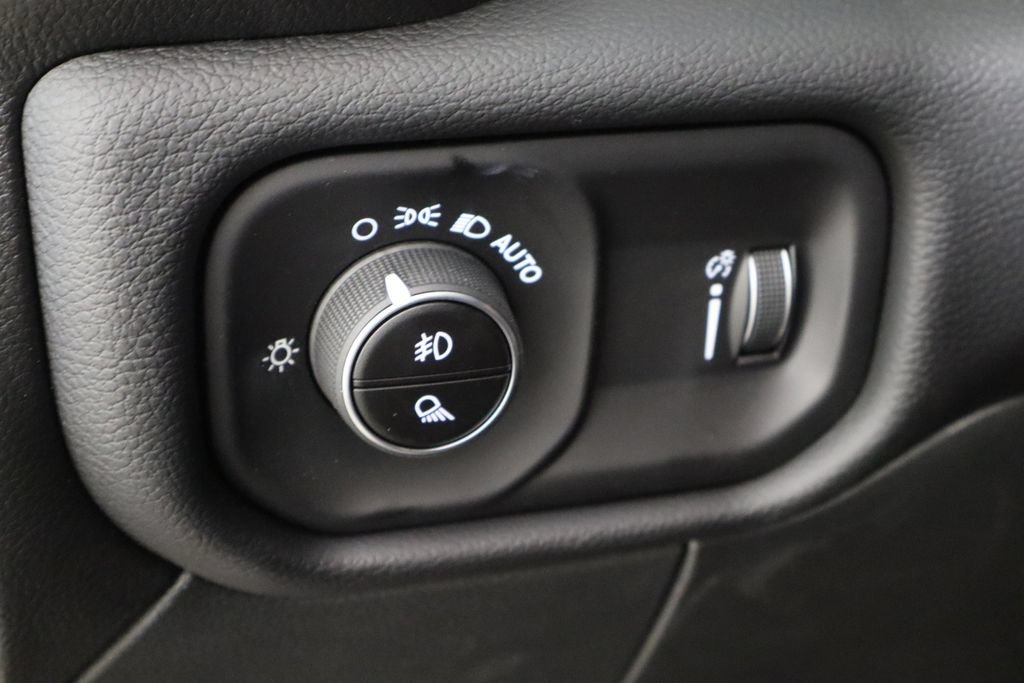 New 2026 RAM 2500 Big Horn AWD/4WD image 20