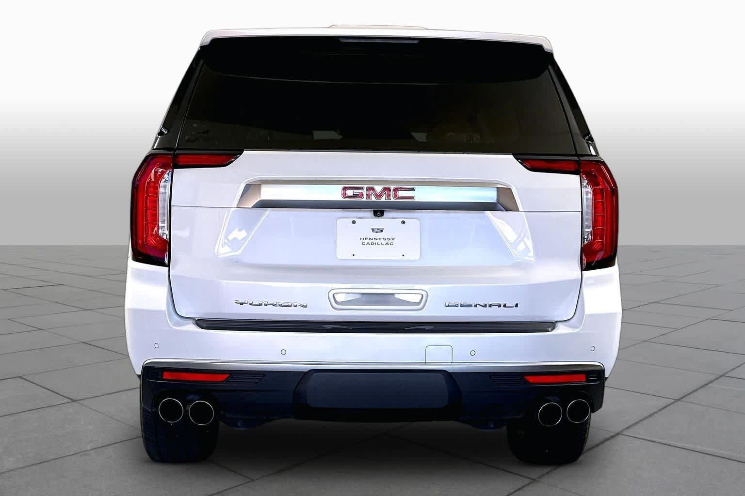 Used 2021 GMC Yukon XL Denali RWD image 4