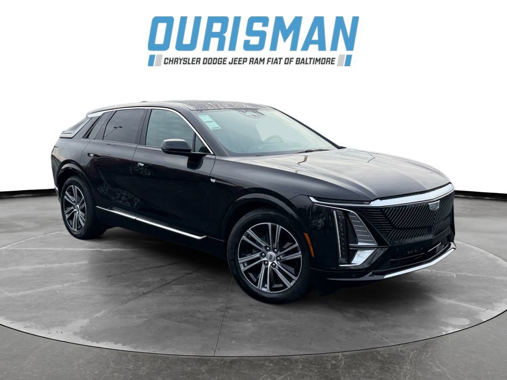 Used 2024 Cadillac Lyriq Luxury image 1