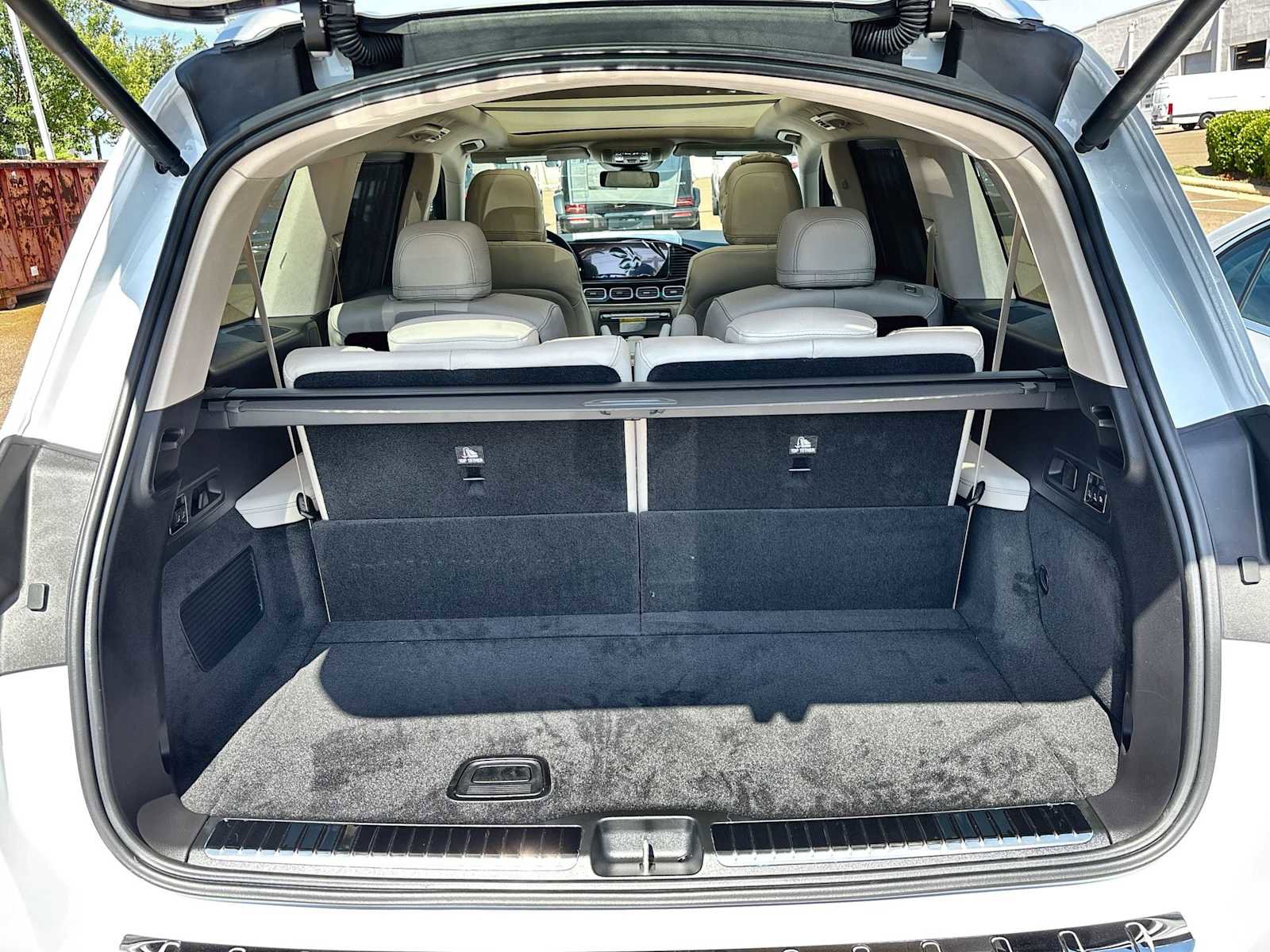 New 2026 Mercedes-Benz GLS 450 4MATIC image 17