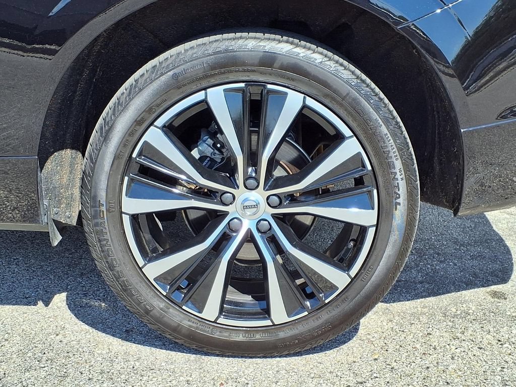 Certified 2023 Volvo XC60 B5 Ultimate w/ Climate Package AWD/4WD image 6