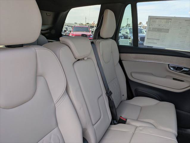 New 2026 Volvo XC90 B6 Plus w/ Protection Package Premier AWD/4WD image 13