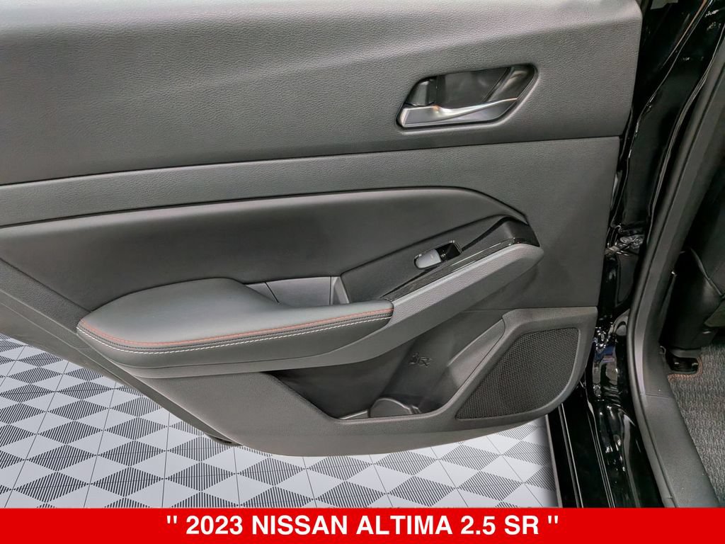 Certified 2023 Nissan Altima 2.5 SR w/ SR Premium Package FWD image 32