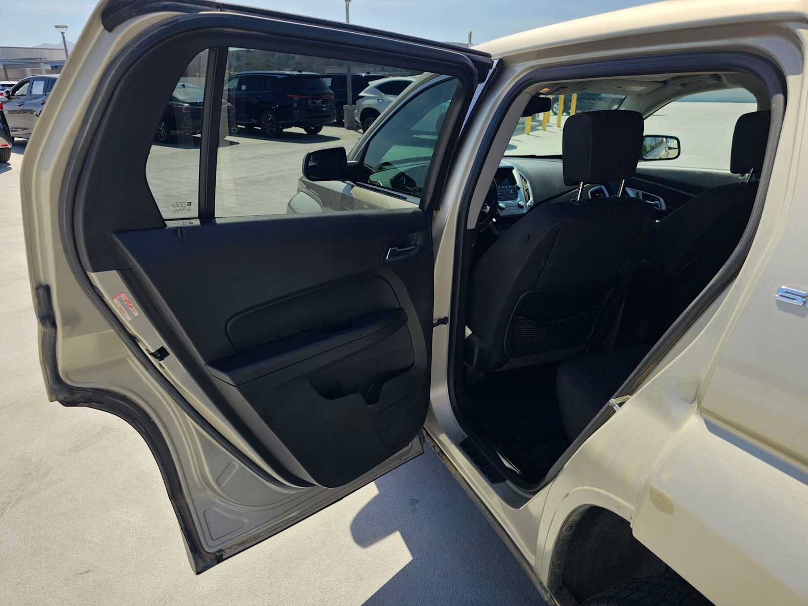 Used 2014 GMC Terrain SLE w/ LPO, Protection Package FWD image 15