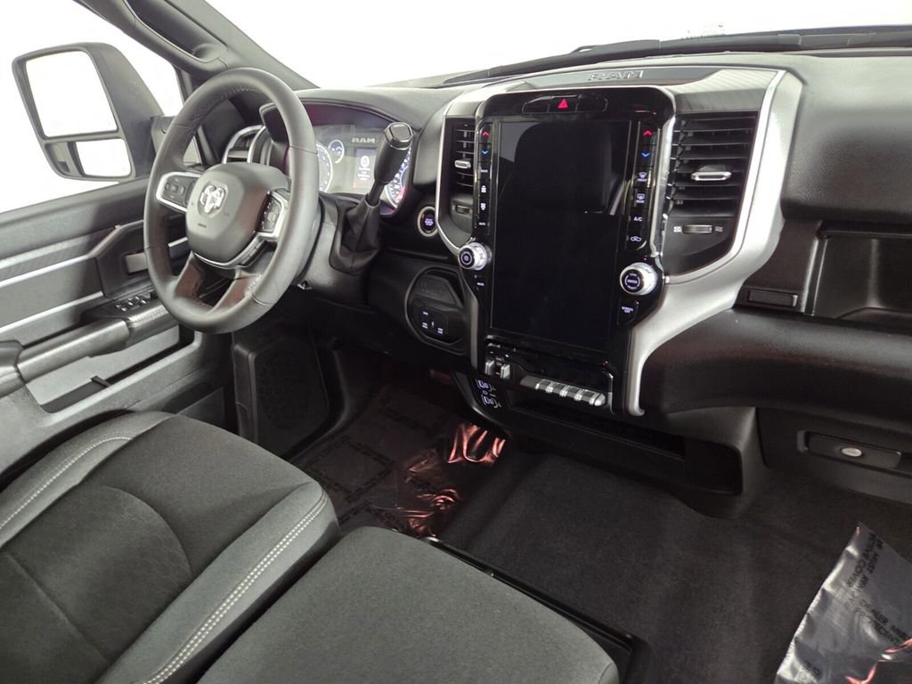 Used 2025 RAM 2500 Big Horn image 28