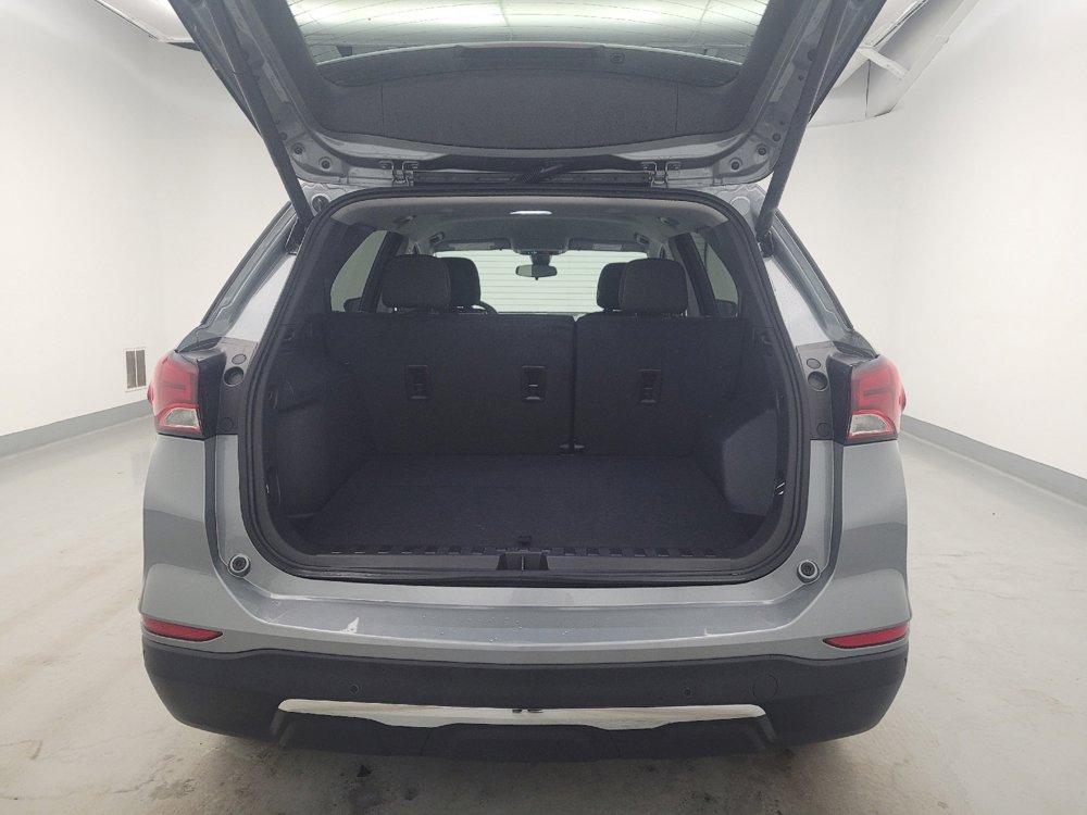 Used 2024 Chevrolet Equinox LT w/ LPO, Floor Liner Package FWD image 29