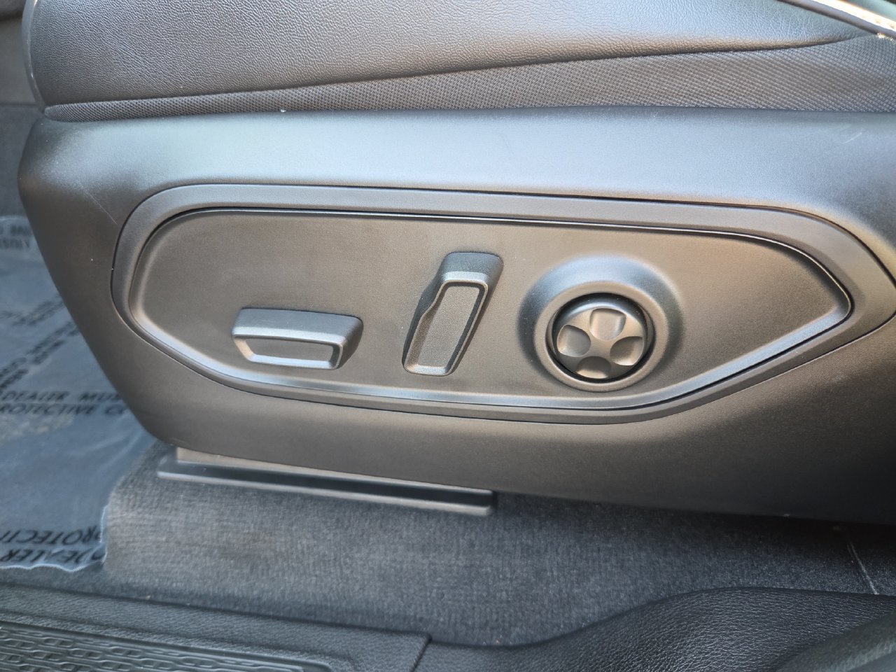 New 2027 Jeep Grand Cherokee Limited AWD/4WD image 5