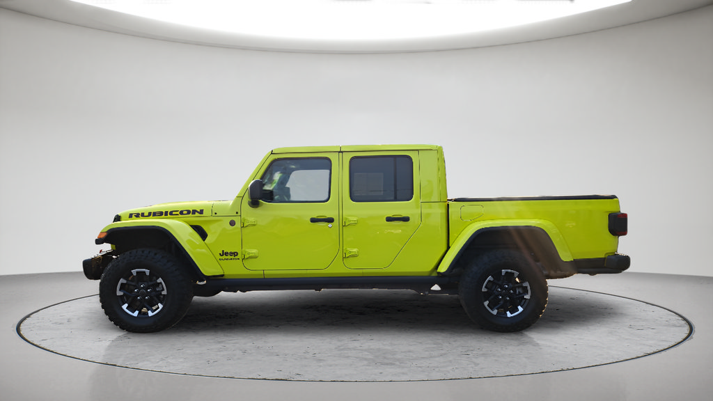 Used 2024 Jeep Gladiator Rubicon AWD/4WD image 2