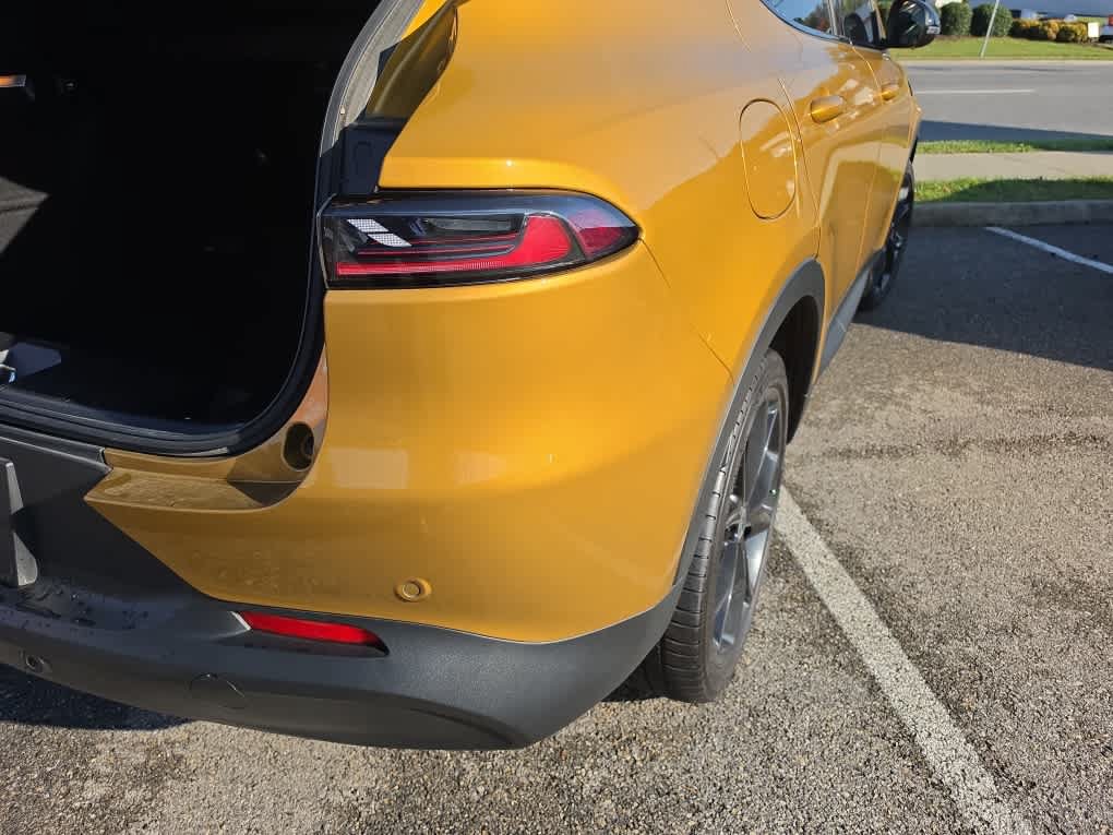 Used 2023 Dodge Hornet GT w/ Cold Weather Group AWD/4WD image 16