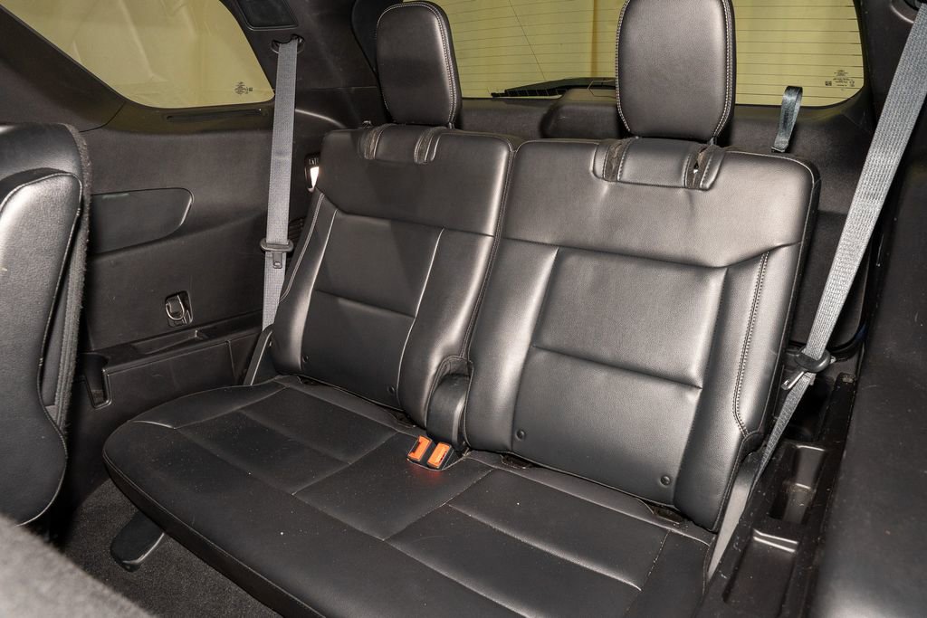 Used 2020 Ford Explorer Limited w/ Class III Trailer Tow Package image 11