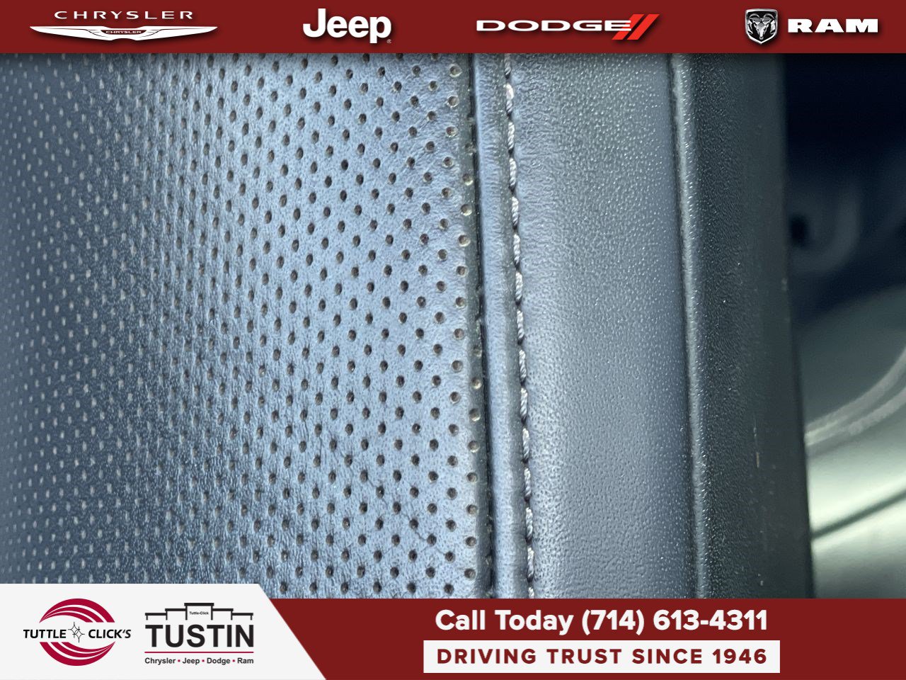 Used 2024 Porsche Macan AWD/4WD image 36