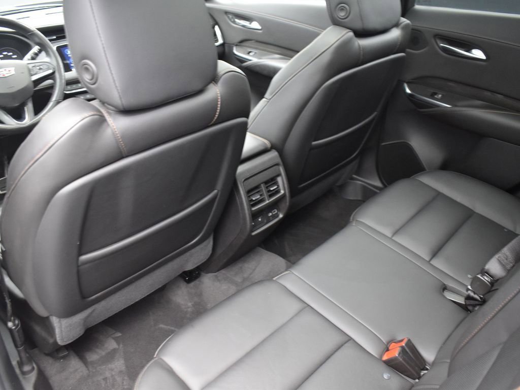 Used 2023 Cadillac XT4 Sport image 27