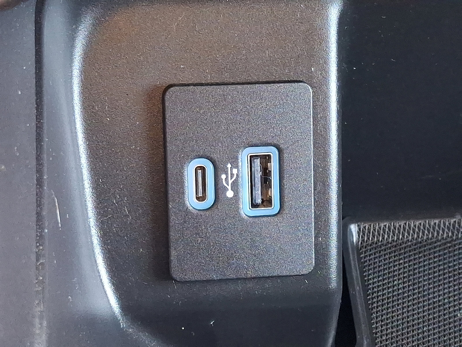 Certified 2022 Ford F150 XLT w/ Equipment Group 302A High image 26