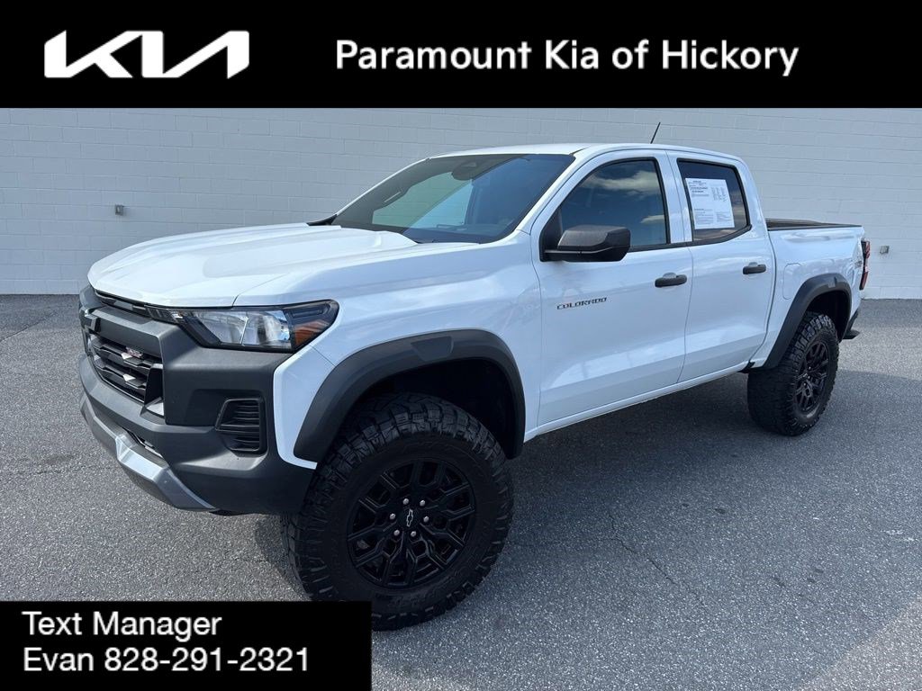 Used 2023 Chevrolet Colorado Trail Boss image 1