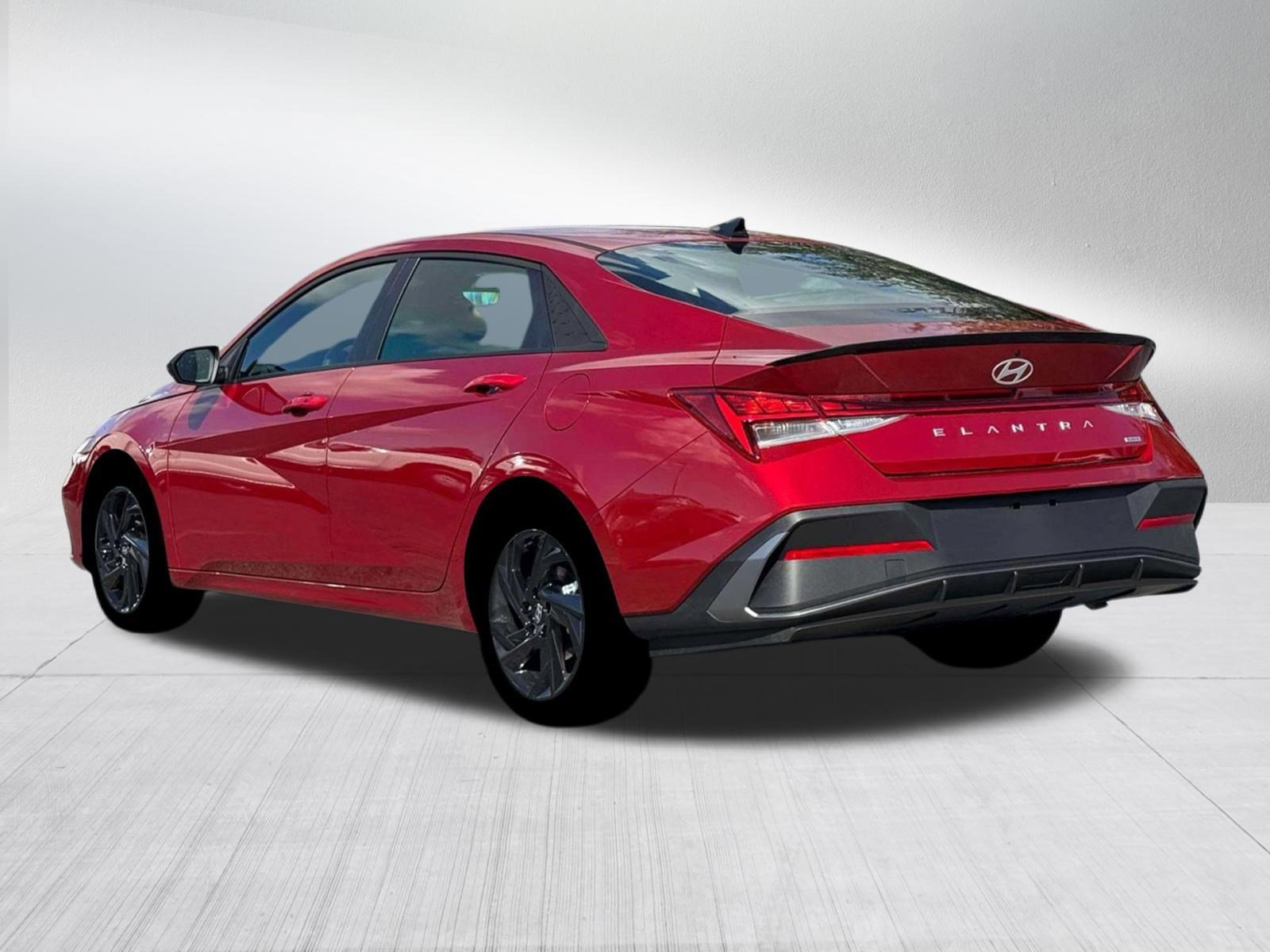 New 2026 Hyundai Elantra Sport image 5