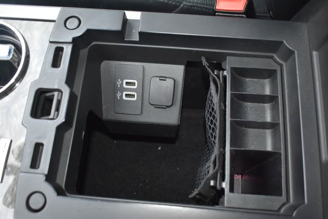 Used 2016 Ford Expedition Limited image 36