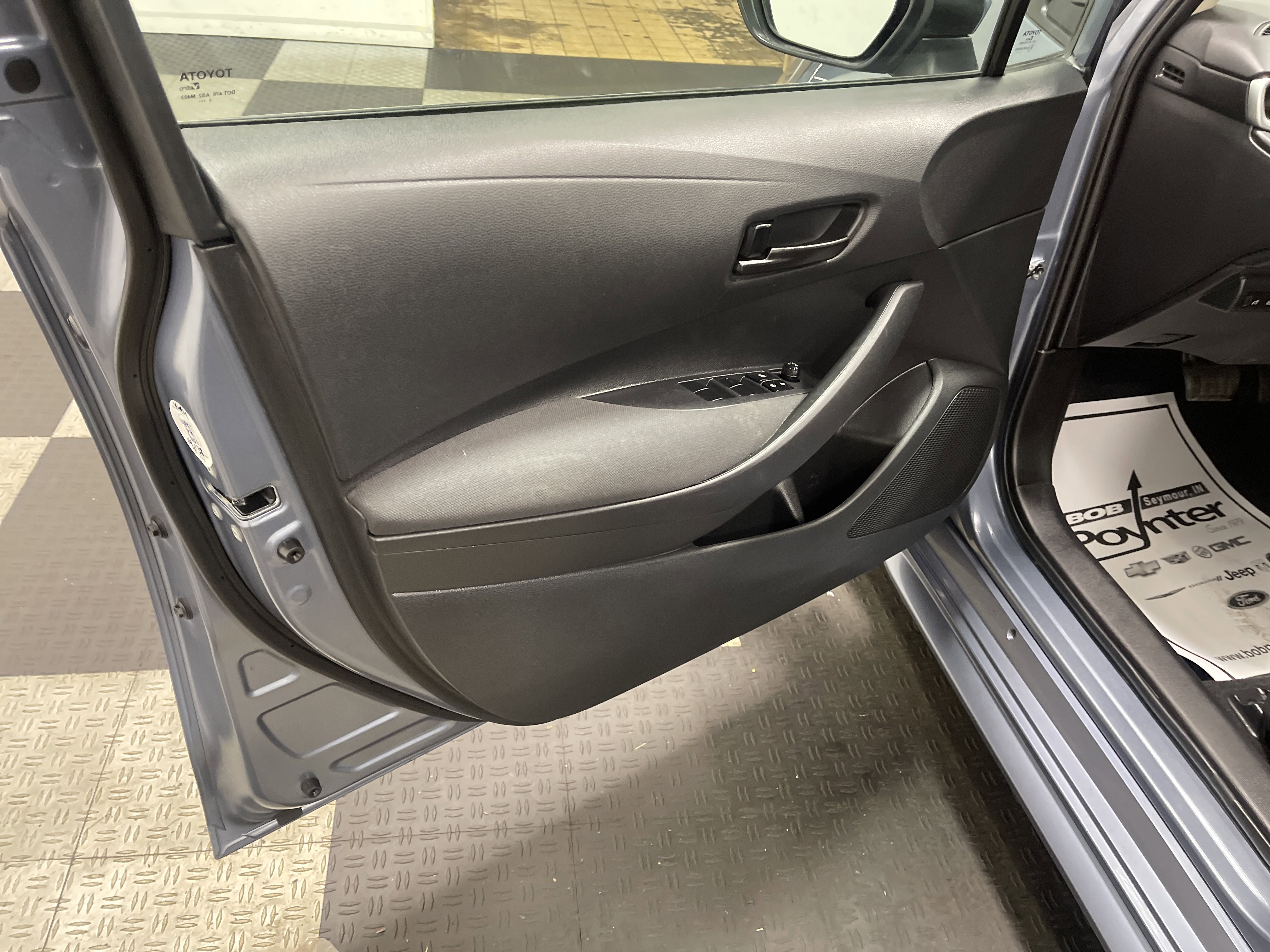 Used 2024 Toyota Corolla LE image 10