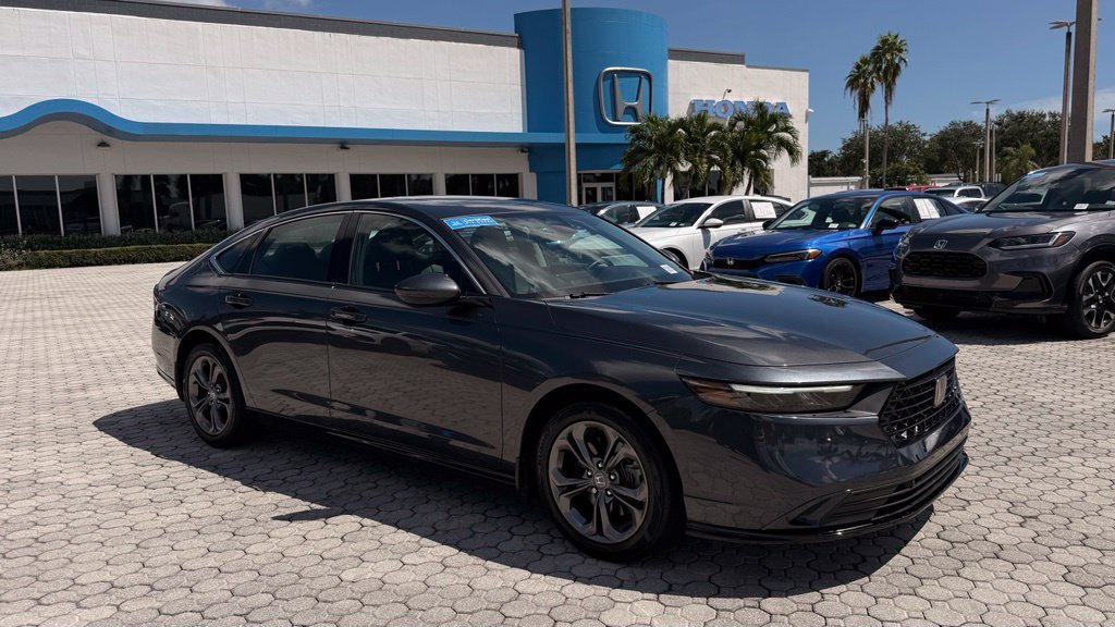 Used 2023 Honda Accord EX-L image 15